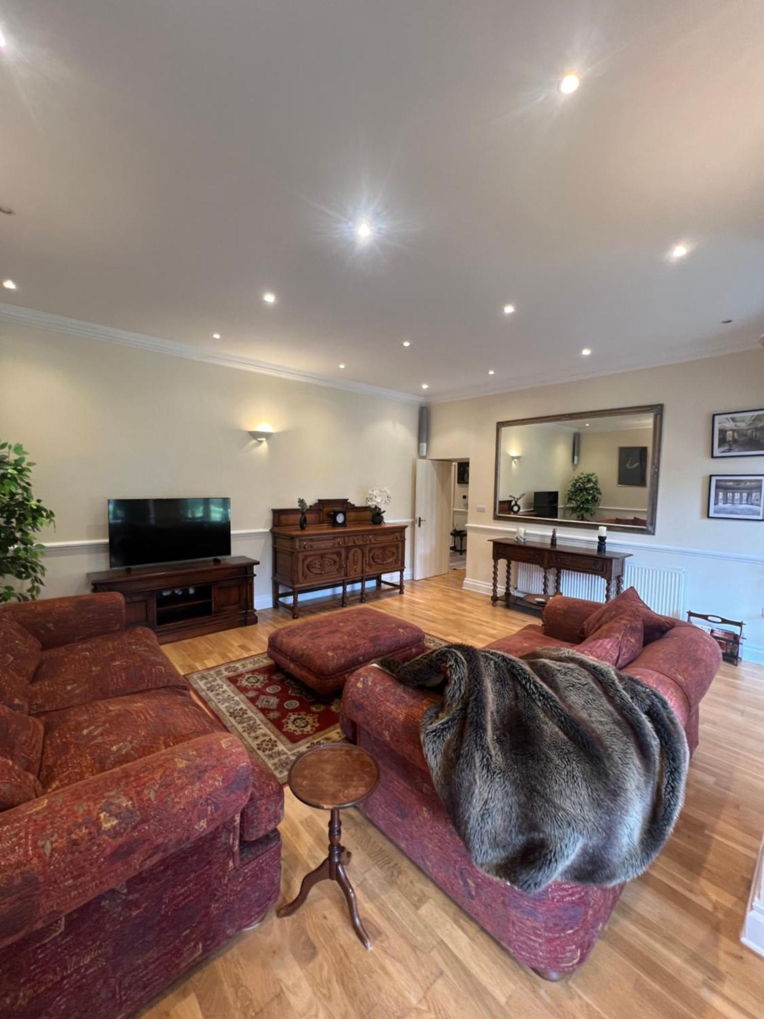 Victorian Convent Apartment Windsor Ruang foto